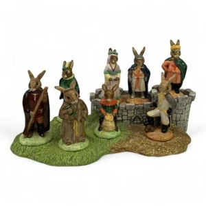 Complete Royal Doulton Robin Hood Bunnykins Set w Pedestal Base 2 Figures Signed - Picture 1 of 22
