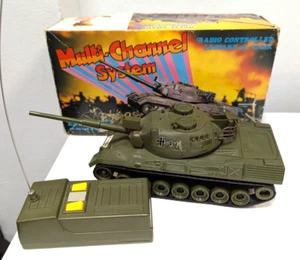 Leopard A2 Army Tank Radio Controlled 1970s Vintage - RSPCA NW London - Picture 1 of 17