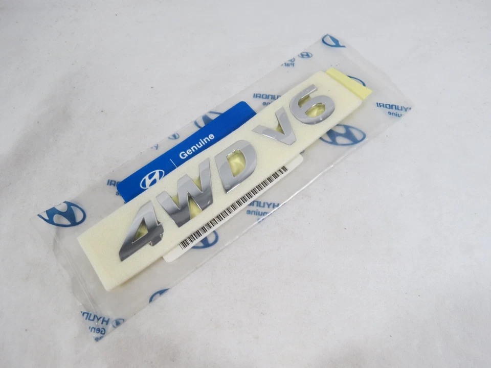 Hyundai Santa Fe 2001-2006 4x4 V6 emblema puerta levadiza trasera insignia logotipo genuino OEM Foto 1 de 3