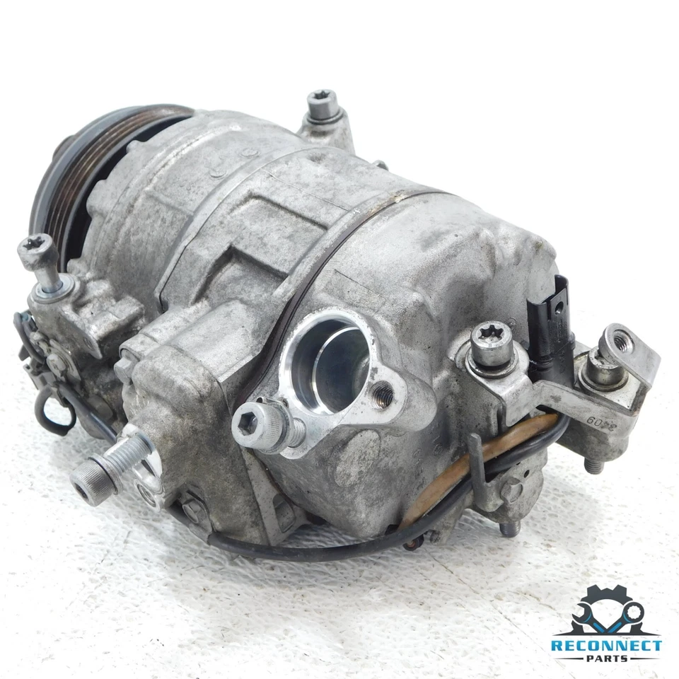 09-16 BMW 650i 750Li M6 F02 Conjunto de bomba de compresor de aire acondicionado OEM Foto 1 de 4