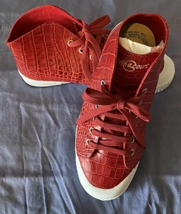SPRING COURT NIB WMS B2 Croco Leather Rouge Fox Blanc HiTop Sneakers 38/7 Red - Picture 1 of 5