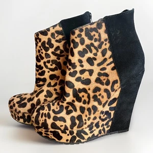 Stivaletti con zeppa Kelsi Dagger taglia 9,4 Huette pelo di vitello leopardo nero stampa animalier - Foto 1 di 7