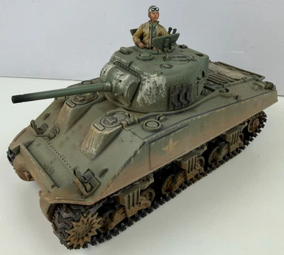 UNIMAX Forces of Valor M4 Sherman Die-Cast Tank Weathered w/ Figure (2003) - Image 1 of 4