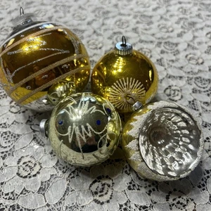 4 decorazioni natalizie vintage in vetro mercurio giallo mica usate in ottime condizioni Austria Germania Ovest - Foto 1 di 10
