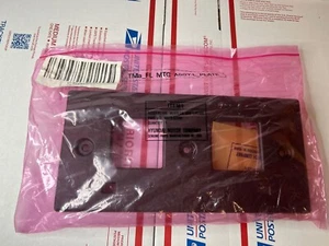 BRAND NEW 2021-2023 SANTA FE HYUNDAI 86519-S2500 LICENSE PLATE ASSEMBLY HOLDER - Picture 1 of 5