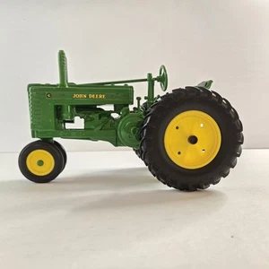 JOHN DEERE 1940s Diecast Model G Tractor 1:16 Scale (NO BOX) - Picture 1 of 21