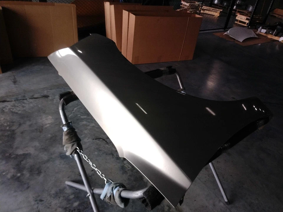 Nissan Armada 2006 gris guardabarros delantero derecho 10284 usado pieza OEM Foto 1 de 2