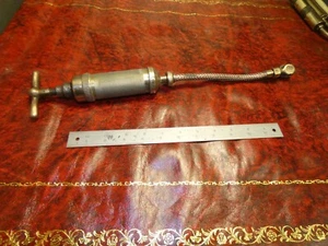 VINTAGE TECALEMIT 126 ROLLS ROYCE BENTLY GREASER BRASS TOOLKIT TOOL AUTOMOBILIA - Picture 1 of 8