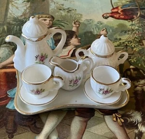 Dinette Ancienne en Porcelaine de Limoges service à thé café fleurettes Rose - Photo 1/7