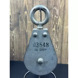 Vintage Metal Block Pulley Swivel Eye Cap 1240 Wichita Falls, Texas Made in USA - Picture 1 of 3