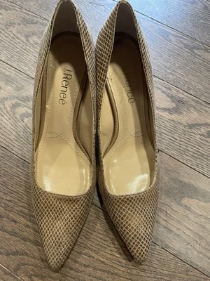 J. Renee Women's Tan Animal Print Heels Size 8M Preowned - Image 1 of 4