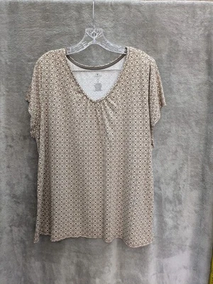 Top informal para mujer 2X estampado geométrico neutro Foto 1 de 4