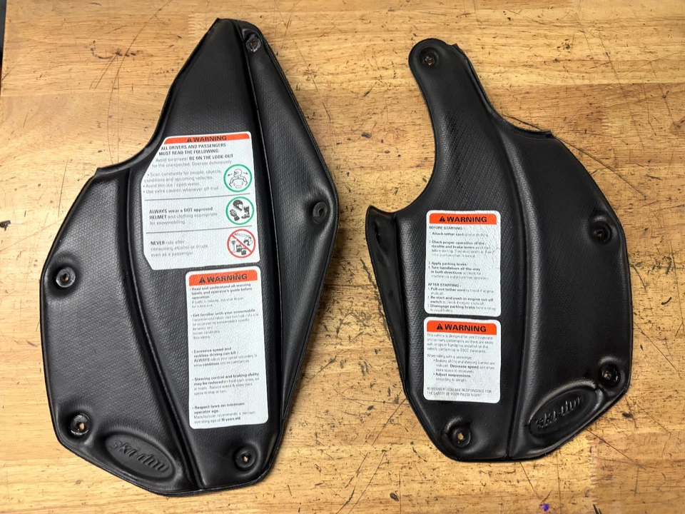 Rodilleras SKI-DOO 2003-08 REV OEM MXZ Renegade GSX XRS GTX 500ss Summit 550F 800 Foto 1 de 4