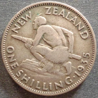 New Zealand - George V, Silver One Shilling, 1935, toned - Image 1 of 2