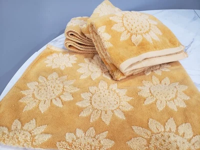 SET 4 Caro Autumn Fall Summer Spring Hand Towels Sunflowers Floral Yellow - Image 1 of 4