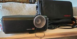ViewSonic PJD6531w DLP Projector - Picture 1 of 3