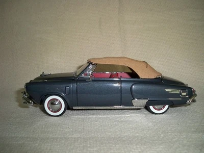 Diecast 1/24 1950 Studebaker Champion Convertible (loose) - Image 1 of 4