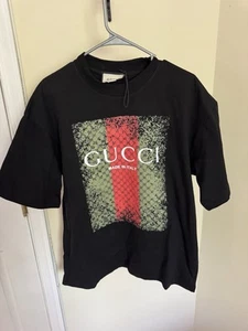 Gucci Black Logo Green And Red T Shirt SZ Med Lg Stretch PRE OWNED NICE 23x29 - Picture 1 of 6