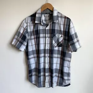 Volcom Men’s Plaid Short Sleeve Button-Up Shirt Large - Picture 1 of 8