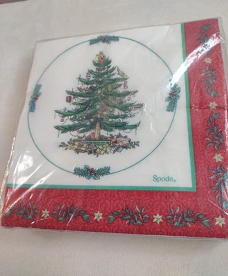 Spode Christmas Tree Dinner Napkins 40 x 3 Ply Paper Guest Towels Gibson 15x15 - Image 1 of 4