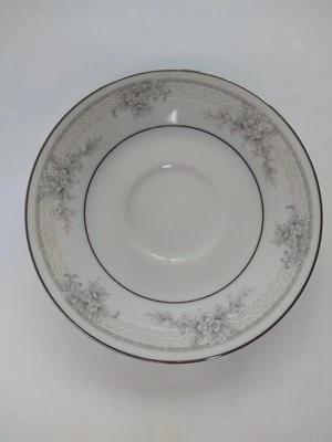 "Platillo de té Legendary by Noritake Sweet Leilani Fine China 5-7/8"" 3482" Foto 1 de 3