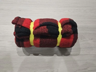 AMERICAN EAGLE BLACK & RED PLAID COZY THROW BLANKET 66" X 48" NEW WITH TAGS - Изображение 1 из 3