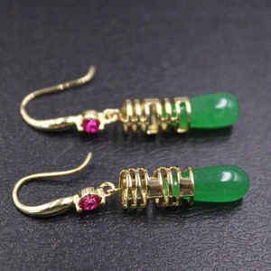 Pendientes largos colgantes de aleación chapados en oro para mujer con calefacción verde jade rubí gota de lluvia - Imagen 1 de 4