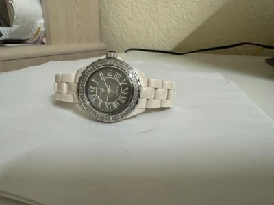 女士 Swiss Legend Karamica 钻石表圈陶瓷手表 39 毫米 — 第 1/4 张图片