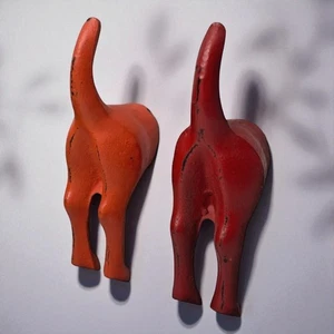 Creative Co-op Cast Iron Dog Tail Wall Hooks Rustic Farmhouse Pet Hanger Set 2 - Picture 1 of 5