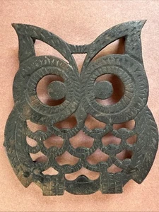 Vintage Rustic Owl Trivet Cast Iron Metal Kitchen Coaster Pot Rest - Picture 1 of 5