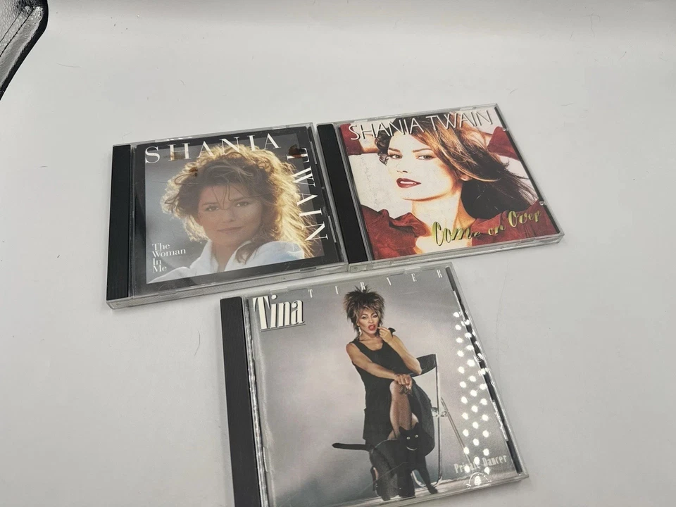 Shania Twain And Tina Turner CD BUNDLE OF 3 VERY GOOD CD, 1997 Foto 1 de 4
