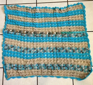 NEU Handarbeit gehäkelt afghanische Decke Überwurf 31x25 cm - Bild 1 von 6