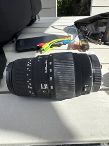 Sigma DG Macro 70-300mm f/4.0-5.6 DG Lens Canon Fit - Picture 1 of 5