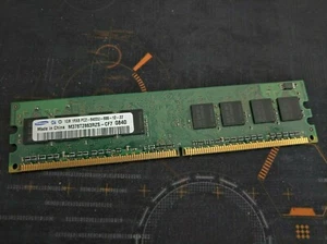 Samsung Memory 1GB DDR2-800 (400 MHz) PC2-6400 M378T2863RZS-CF7 - Foto 1 di 1