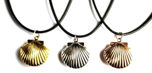 Jakobsmuschel Muschel Medaillons an verstellbaren Kordeln - Silber, Gold, Rosévergoldet - Bild 1 von 12