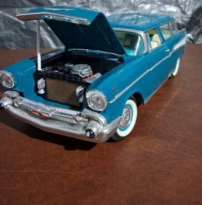 Road Tough 1957 Chevrolet Nomad Wagon 1/18 Regal Turquoise Diecast Car - Image 1 of 4
