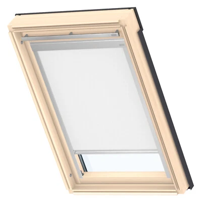 VELUX Replacement Blackout Blinds for VELUX Roof Windows (DBL), Manual Operation - Image 1 of 4