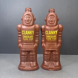 (2) Zwei Vintage 1963 Clanky Chocolate Flavored Sirup Roboter leere Flaschen - Bild 1 von 5