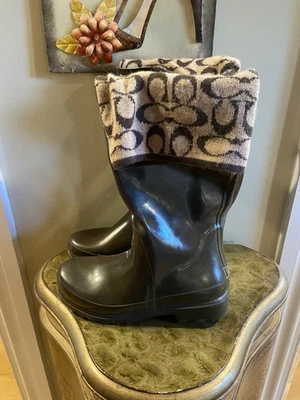 Logo Coach - Paz, Botas de Lluvia de Goma Talla 8B Puño Verde Bosque Foto 1 de 4