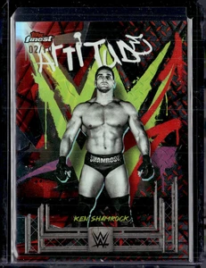 2025 Topps Finest WWE #277 Ken Shamrock raro rifrattore a vapore rosso/nero 2/10 - Foto 1 di 2