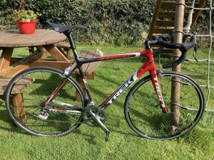 Trek Madone 5.2 56cm H2 Fit Road Frame And Forks Only - Not The Complete Bike - Picture 1 of 16