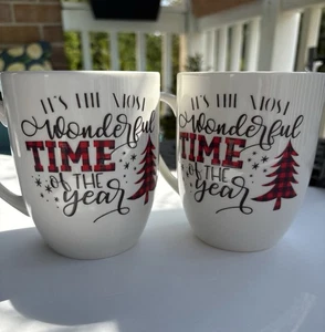 Set tazze natalizie The Most Wonderful Time of the Year - confezione da 2 imperfetti disadattati - Foto 1 di 4