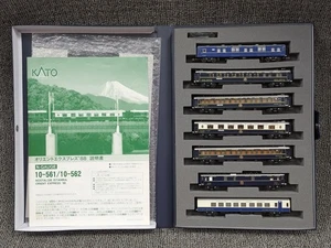 KATO 10-561 Orient Express '88 7-Car Basic Set - Picture 1 of 8