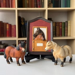 Leonardo Horse Figurines & Wall Plaque – Realistic Resin Pony Models – Set of 3 - Picture 1 of 23