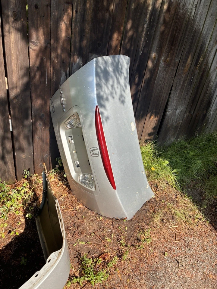 2006 2007 Honda Accord Sedan Trunk Lid B542M (LOCAL PICK-UP ONLY) - Image 1 of 1