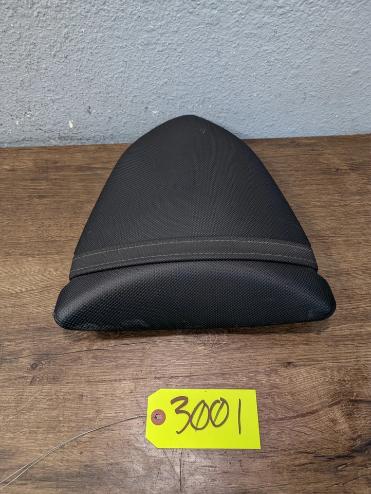 KAWASAKI NINJA ZX6R 2005-2006 OEM ASIENTO TRASERO - 53066-0137-MA Foto 1 de 4