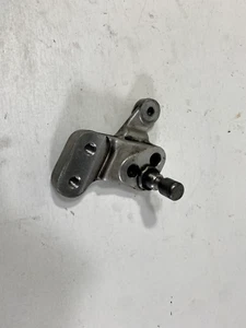 2007 Suzuki GSXR750 Shifter Mount OEM Gear Shift Pedal Bracket Stock GSXR 750 - Picture 1 of 2