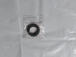 Parte originale OEM Kawasaki SEAL-OIL28-44-9TC # 92049-0785 - Foto 1 di 1