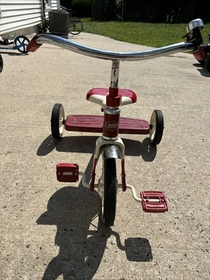Triciclo Radio Flyer Vintage Rojo y Blanco Pintura/Logotipo Original - Acero Foto 1 de 4