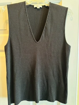 NWOT $165 Vince Sleeveless Ribbed Knit Deep V-Neck Shell Sweater Top Vest XL blk - Image 1 of 4